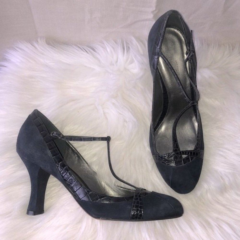 Loft blue suede reptile retro t strap pump heels